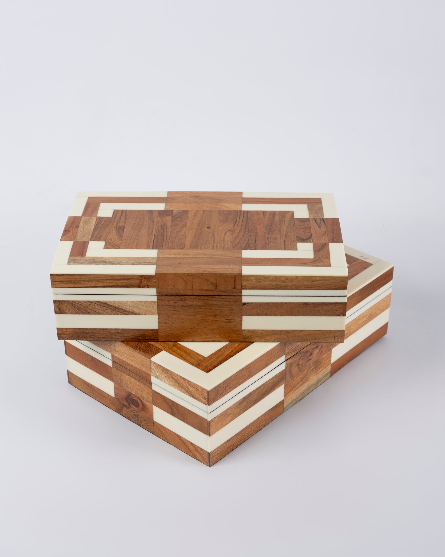 Caja decorativa grande