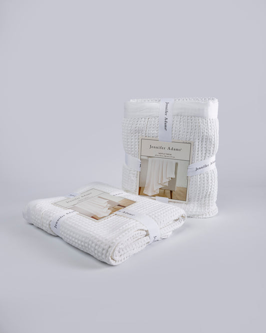 Manta blanca Jennifer Adams